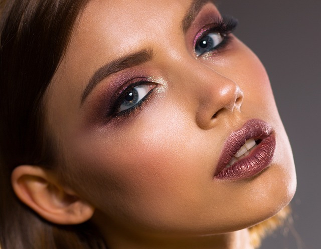 Portrait photo of a beautiful woman's face.